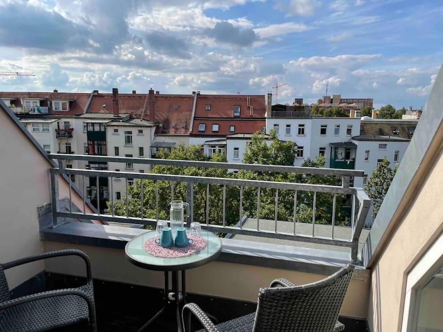 Loft Mit 2 Terrassen - Ruhig&Sonnig Apartman Lipcse Kültér fotó